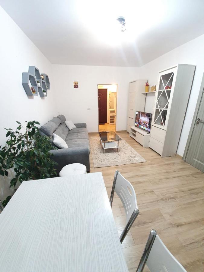 Apartament Ultra Central Marly Gura Humorului Eksteriør bilde