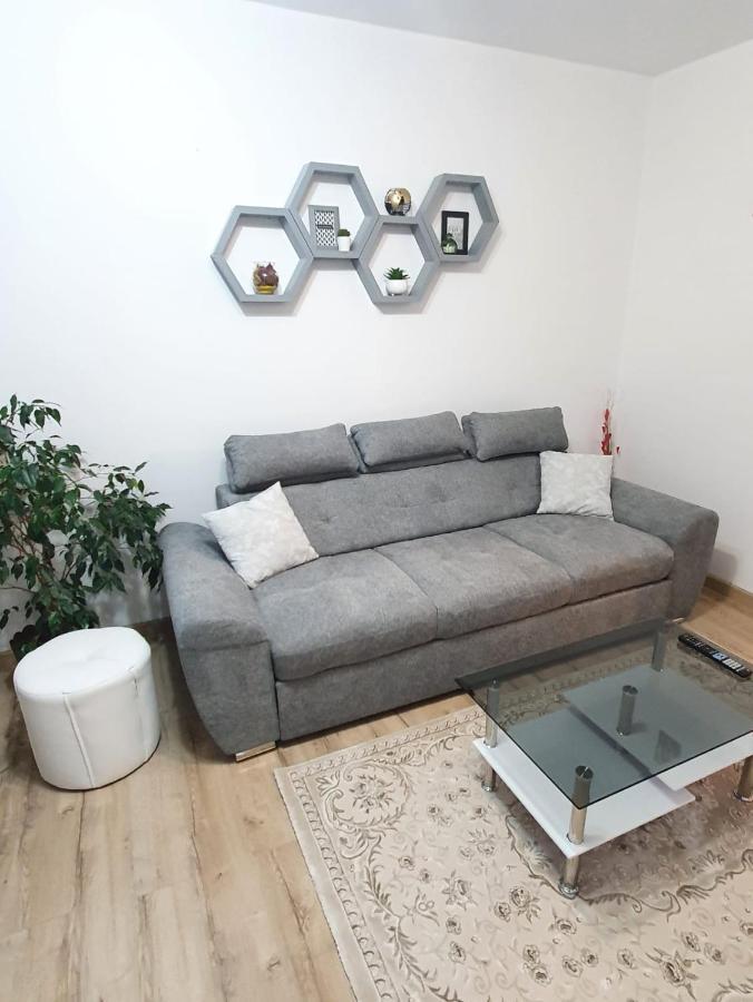 Apartament Ultra Central Marly Gura Humorului Eksteriør bilde